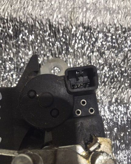 Замок крышки багажника hyundai elantra hd