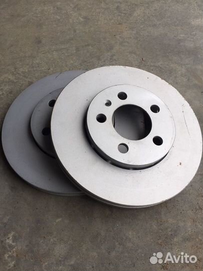 Диск тормозной на Volkswagen оригинал