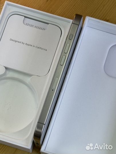 iPhone 15 Pro, 128 ГБ