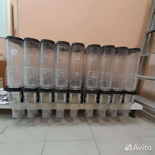 Дозатор корма