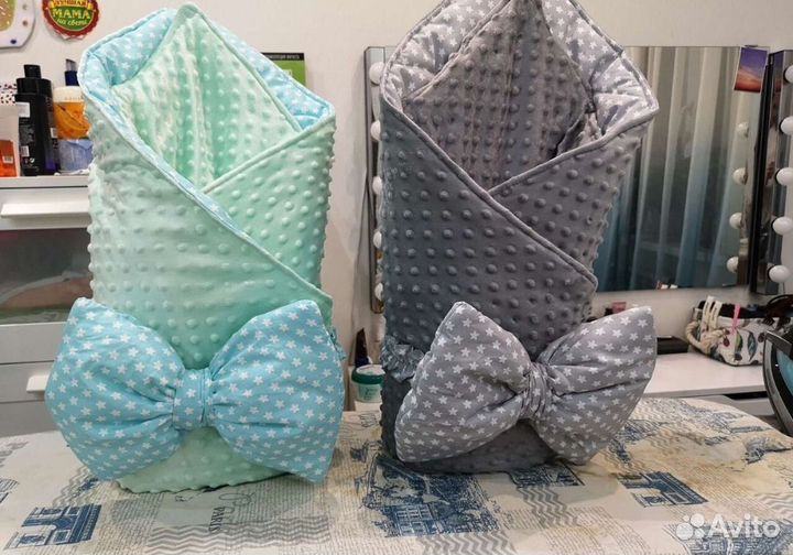 Комплекты на выписку для двойни