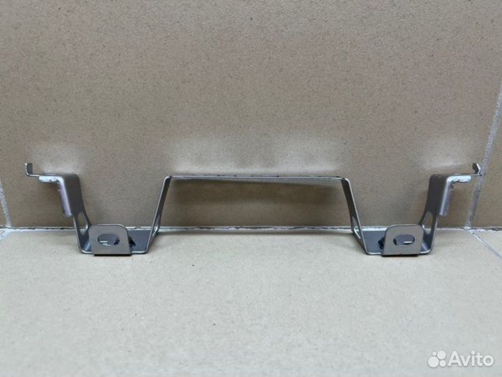 Кронштейн Mitsubishi Outlander 32Т.км 4B11 2021