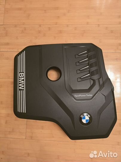 Крышка декоративная двигателя BMW G20