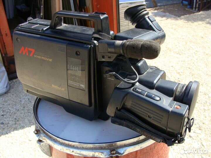 Видеокамера ретро