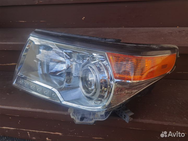 Фара оригинал ленд крузер 200