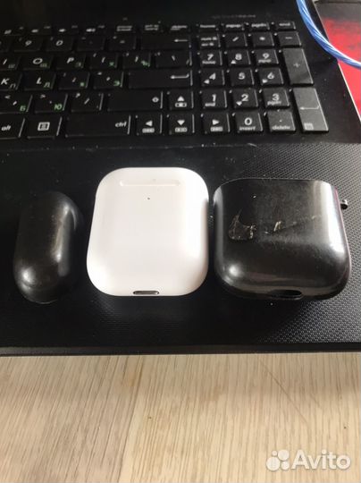 Наушники Airpods