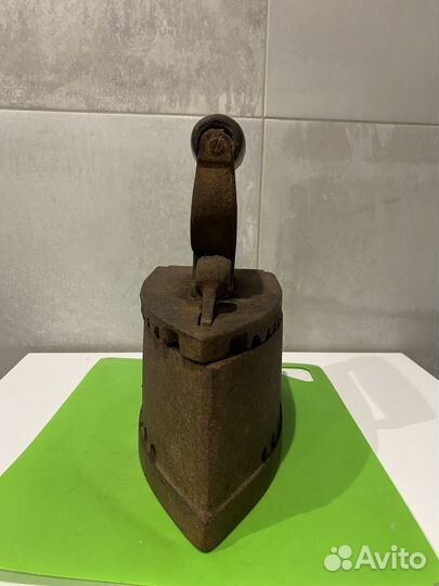 Утюг угольный