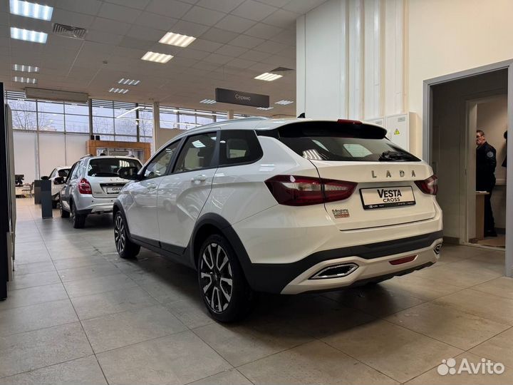 LADA Vesta Cross 1.8 CVT, 2025