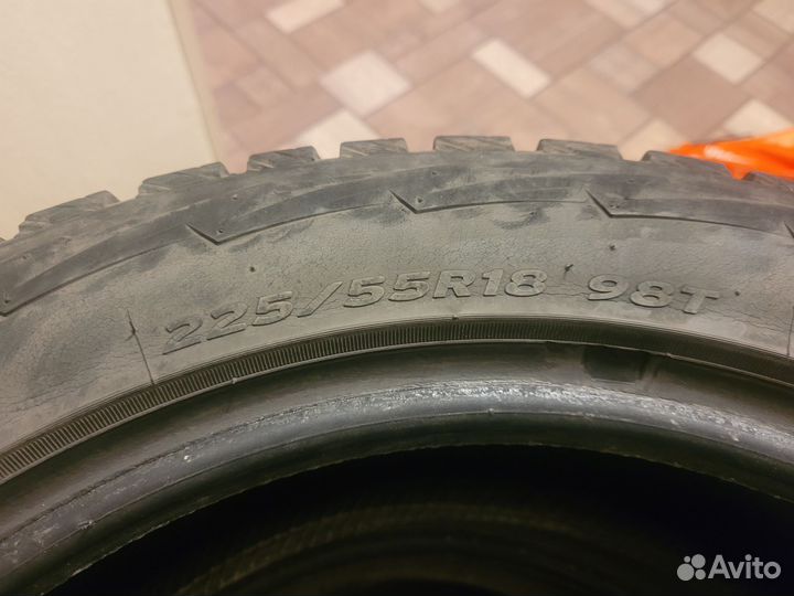 Hankook I'Pike RW11 225/55 R18 98T