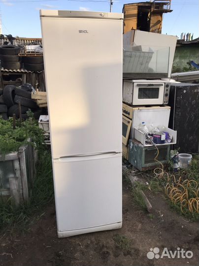 Холодильник Stinol