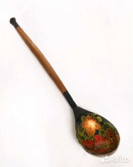 Много разной посуды для дома