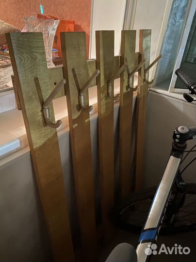 Вешалка настенная бу