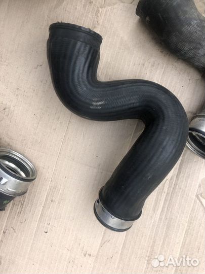 Трупка на интеркулер на Фольксваген пассат Б6