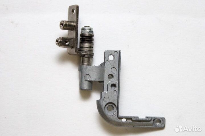 Петля матрицы левая Asus K50