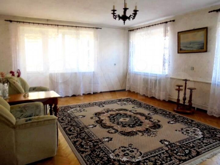 Дом 193 м² на участке 5 сот.