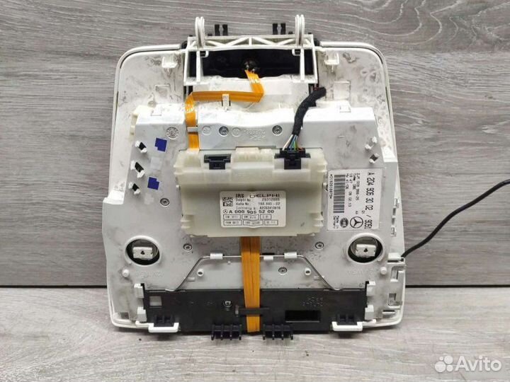 Плафон салона Mercedes C W204