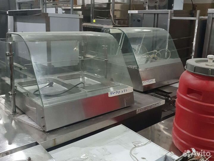 Холодильная витрина настольная