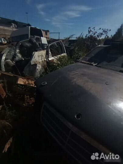 Капот Mercedes-Benz C-Class W202 1995