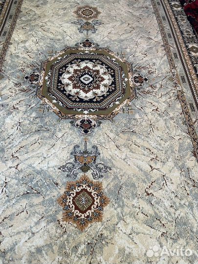 Ковер большой