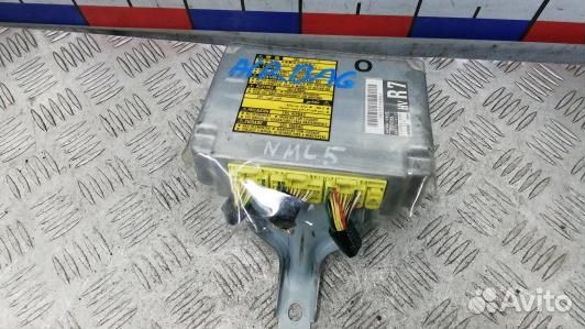 Блок управления airbag lexus RX 2 (NML05OQ01)
