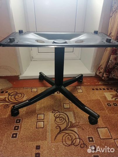 Подставка для телевизора