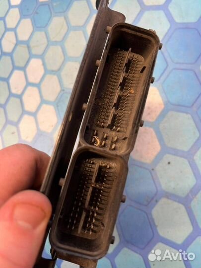 Блок управления двигателем 03G906018AS