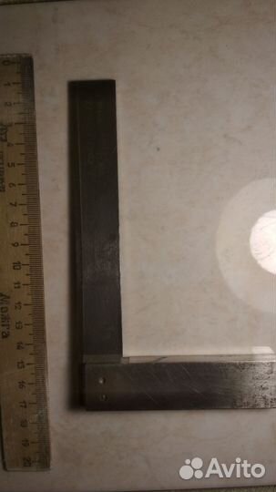 Угольник поверочный