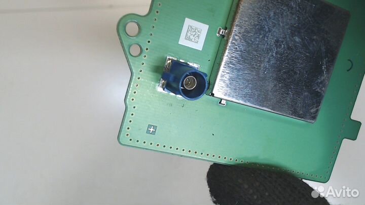 Антенна Tesla Model 3, 2019