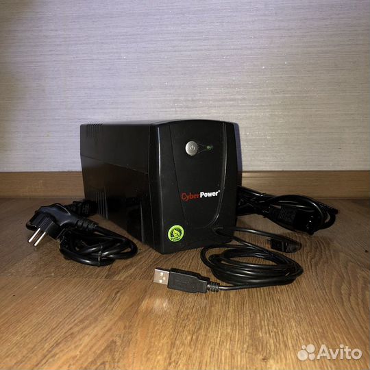 Бесперебойник CyberPower