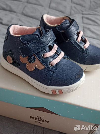 Ботинки для девочки 21 р