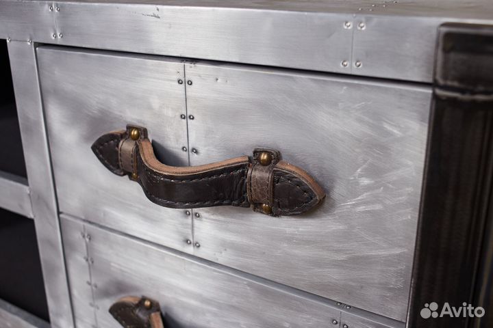 Дизайнерская подставка под телевизор