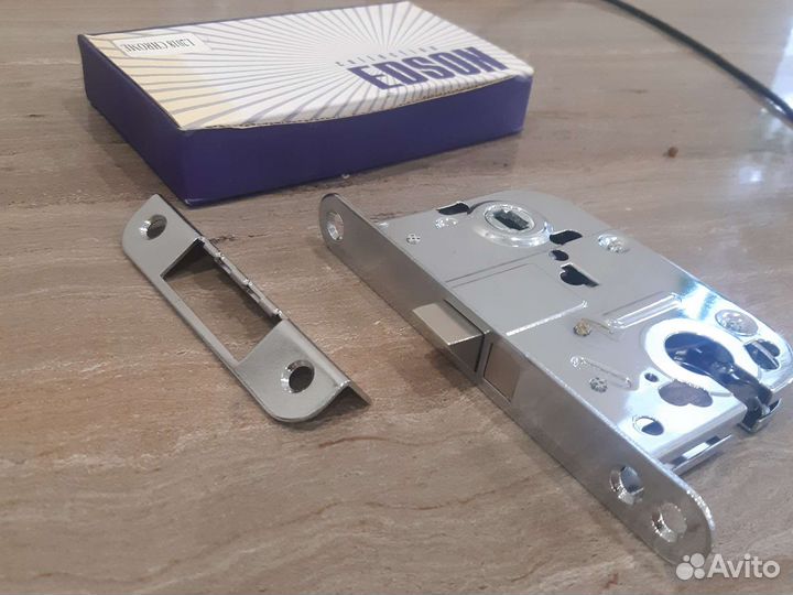 Замки дверные врезные