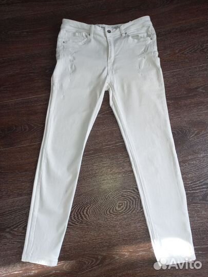 Джинсы женские