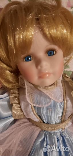 Кукла фарфоровая Remeco Collection, 40 см