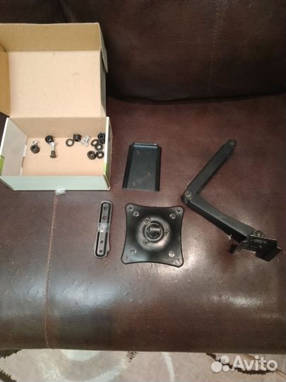 Настенное крепление для телевизора