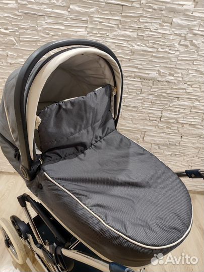 Коляска-люлька Peg perego navetta xt