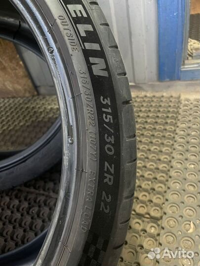 Michelin Pilot Sport 4 S 275/35 R22 и 315/30 R22 107Y