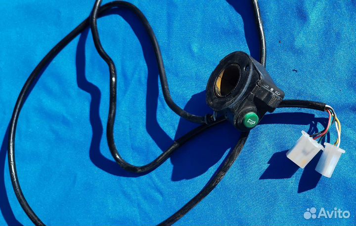 Переключатель поворотников и сигнала