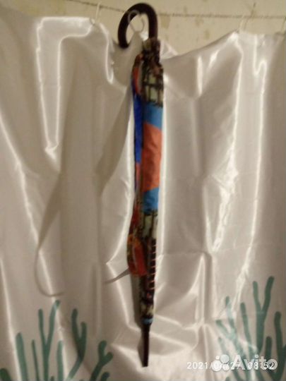 Зонт -трость с большим куполом новый