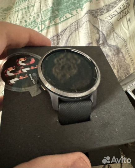 Часы Garmin Venu 2