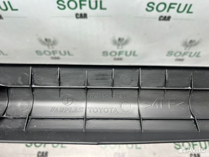 Порог салона передний левый Toyota Verso 2010