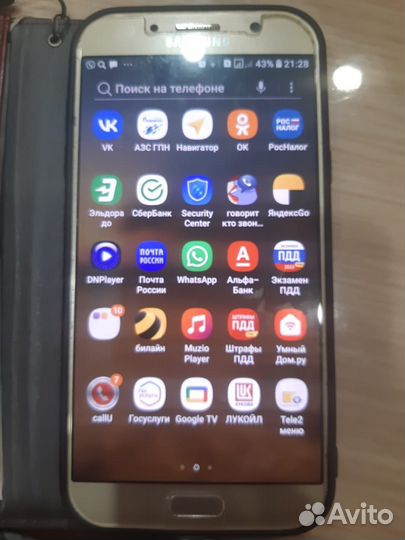 Samsung Galaxy A7 (2017) SM-A720F/DS, 3/32 ГБ