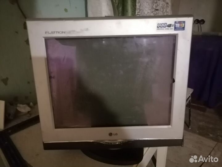 Монитор LG Flatron