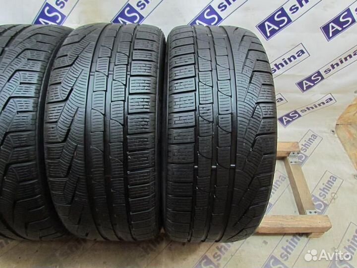 Pirelli Winter 210 SnowControl Serie II 245/45 R17 88R