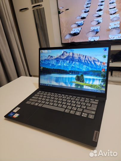 Ноутбук Lenovo V14 G2 ITL
