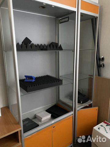 Стеклянный шкаф витрина купить в Санкт-Петербурге | Готовый бизнес и ...