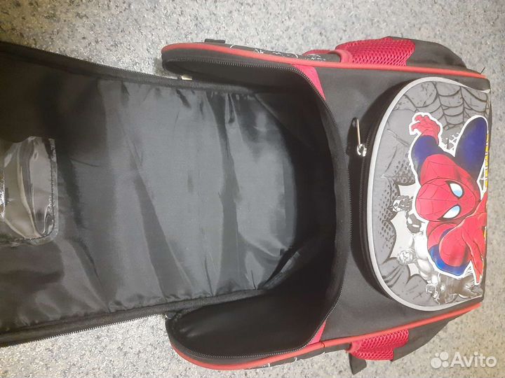 Школьный рюкзак Человек паук