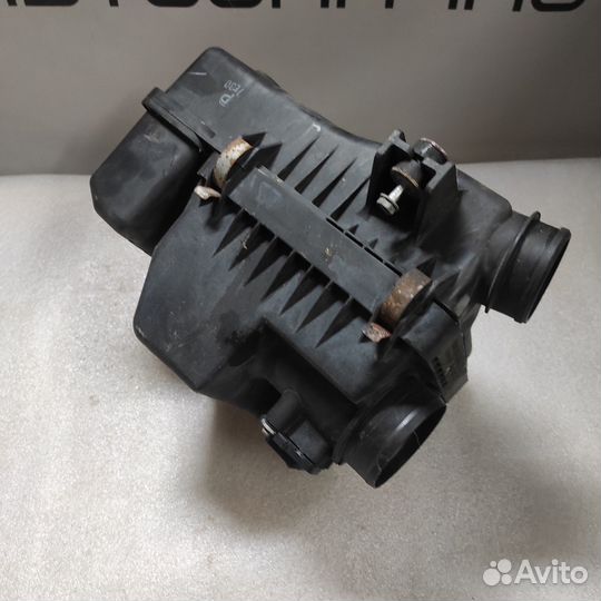 Корпус воздушного фильтра Honda Civic 8 1.3 hybrid