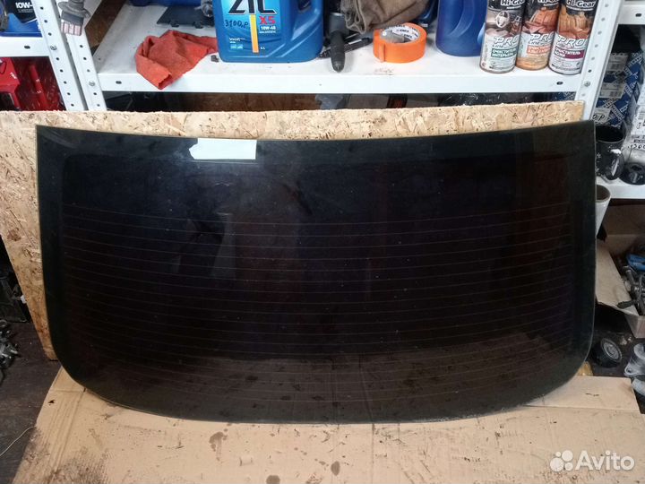 Стекло заднее Mitsubishi Lancer 10