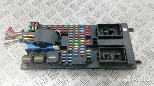 Блок предохранителей land rover discovery 3 (97B36